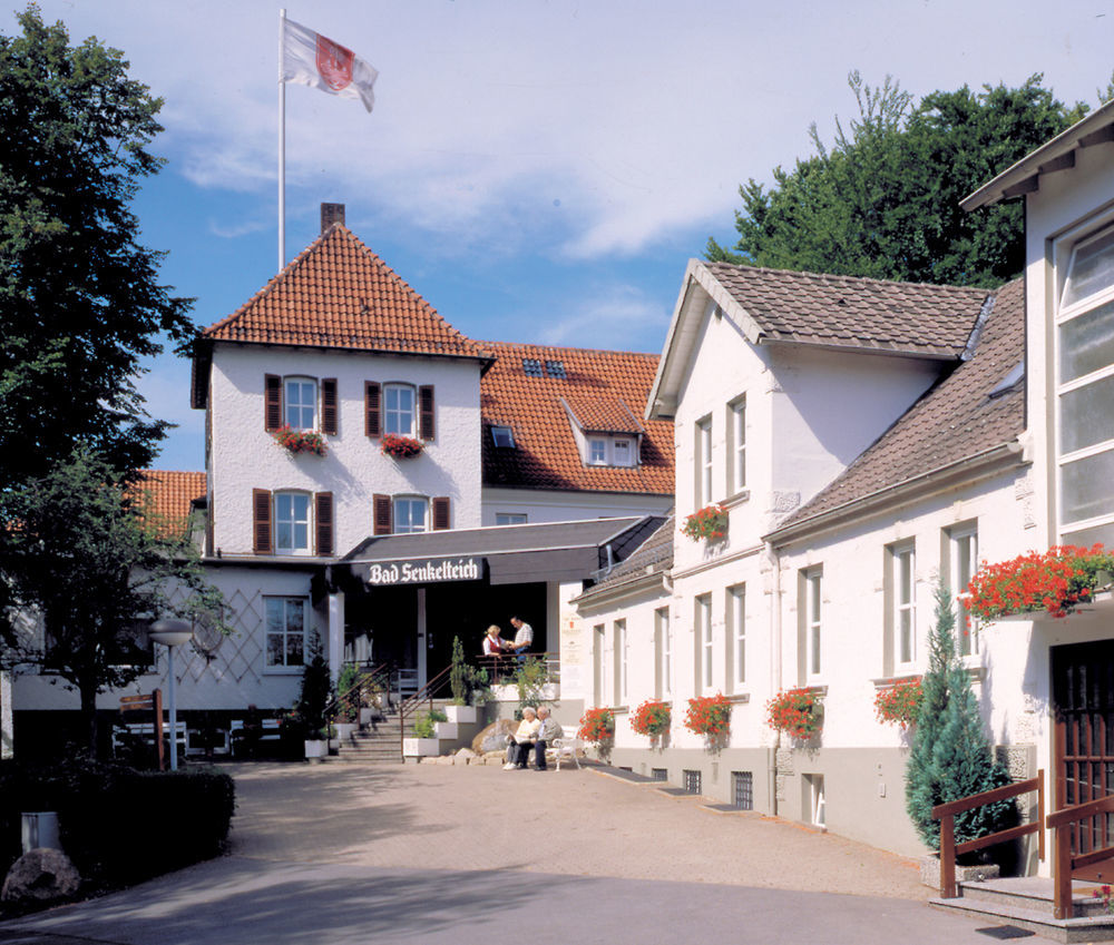 Moorland Hotel Am Senkelteich Vlotho Bagian luar foto